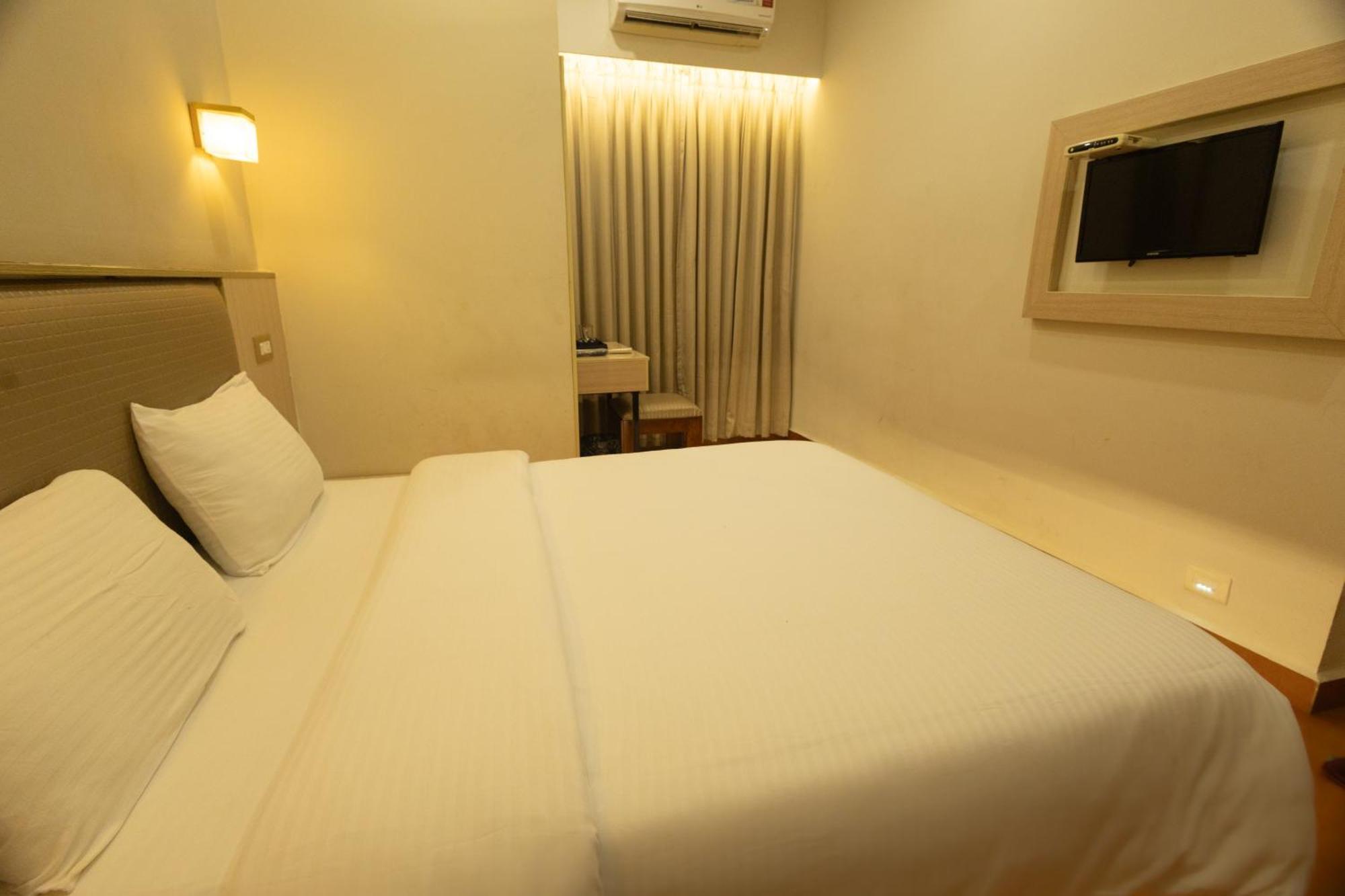 The Nisha Continental Villa Kottayam Dış mekan fotoğraf