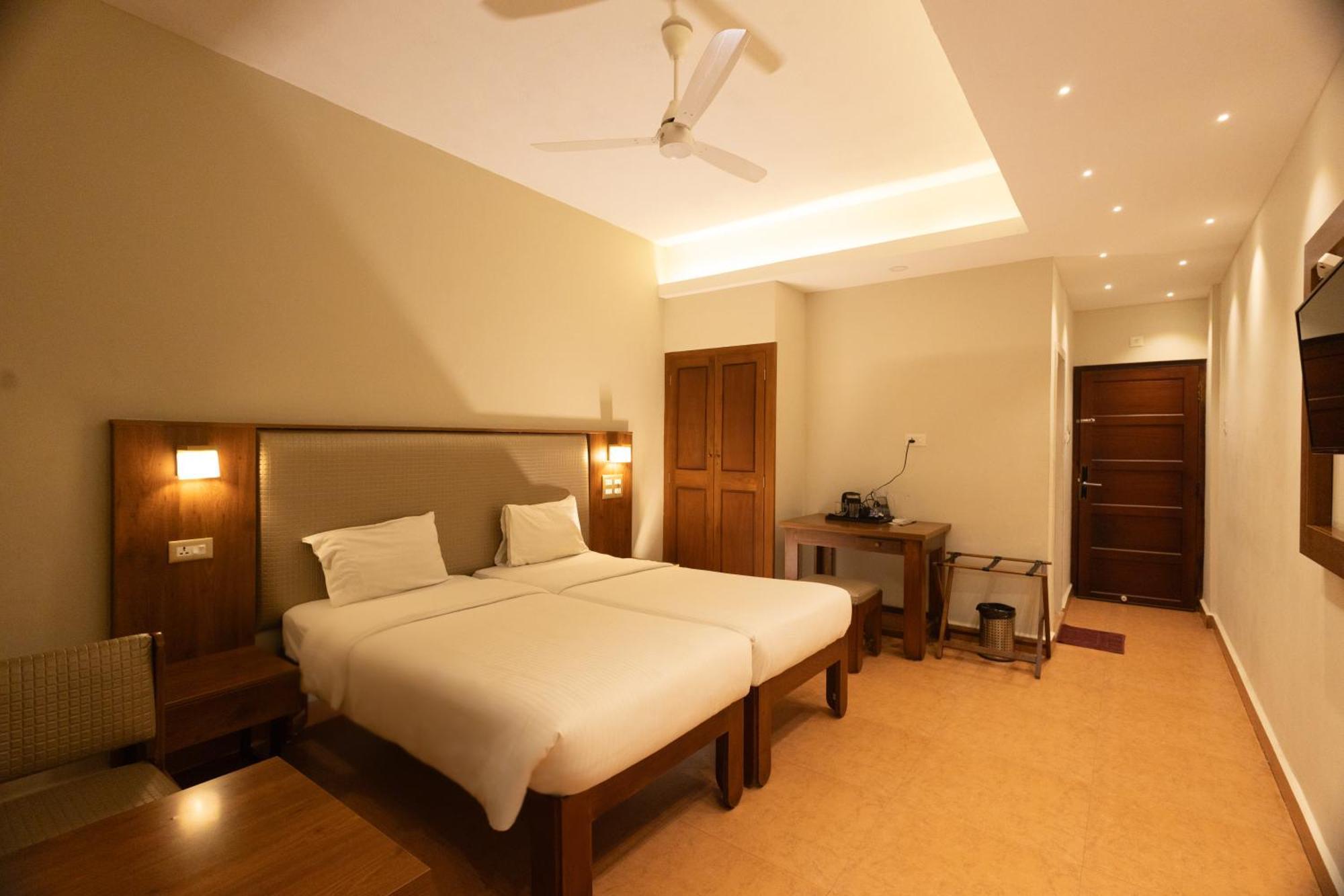 The Nisha Continental Villa Kottayam Dış mekan fotoğraf