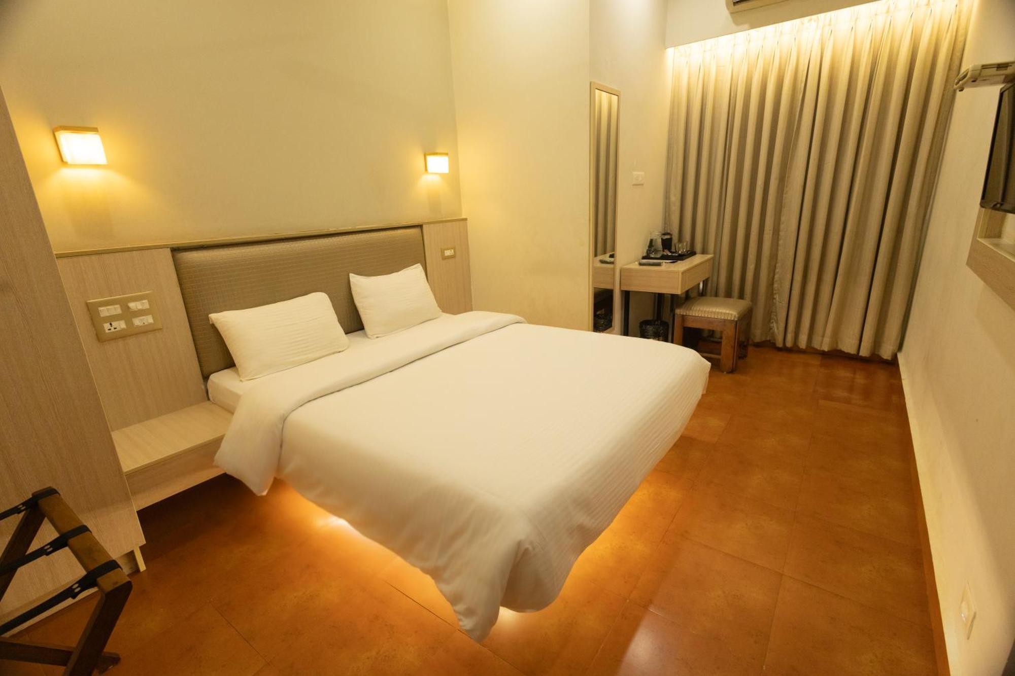 The Nisha Continental Villa Kottayam Dış mekan fotoğraf